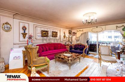Apartment - 5 Bedrooms - 3 Bathrooms for sale in Mohamed Fawzy Moaz St. - Smouha - Hay Sharq - Alexandria