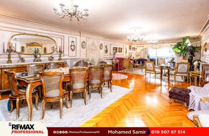 Apartment - 5 Bedrooms - 3 Bathrooms for sale in Mohamed Fawzy Moaz St. - Smouha - Hay Sharq - Alexandria