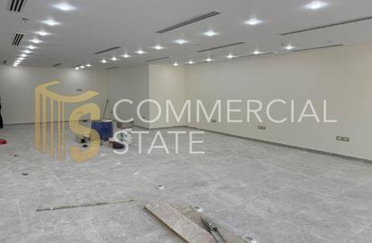 Office Space - Studio - 1 Bathroom for rent in Hyde Park Business District Mall - South Teseen St. - The 5th Settlement - New Cairo City - Cairo