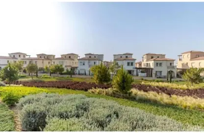 Villa - 4 Bedrooms - 3 Bathrooms for sale in Uptown Cairo - Mokattam - Cairo