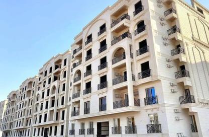 شقة - 3 غرف نوم - 3 حمامات للبيع في جاردن جيت - أشجار سيتي - طريق الواحات - مدينة 6 أكتوبر - الجيزة