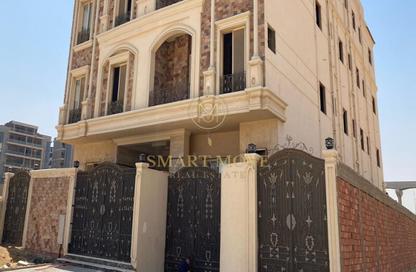 Duplex - 3 Bedrooms - 4 Bathrooms for sale in Bait Alwatan - The 5th Settlement - New Cairo City - Cairo