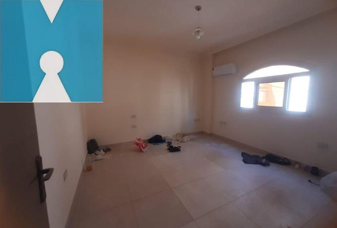 8634098 - Property Image 2