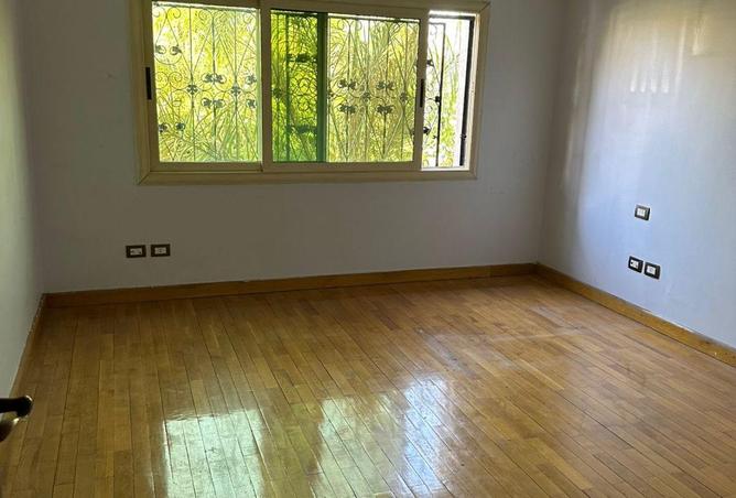 57242709 - Property Image 2