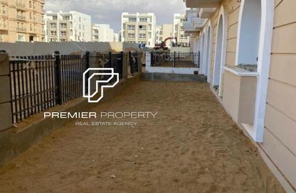 Apartment - 3 Bedrooms - 3 Bathrooms for sale in Centerville - Hyde Park - New Cairo City - Cairo