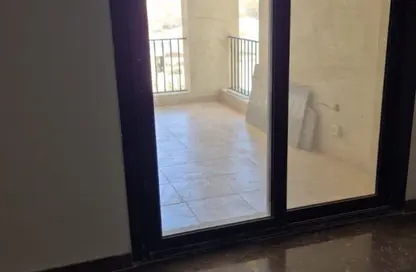 شقة - 2 غرف نوم - 3 حمامات للايجار في أو ويست - كمبوندات 6 أكتوبر - مدينة 6 أكتوبر - الجيزة