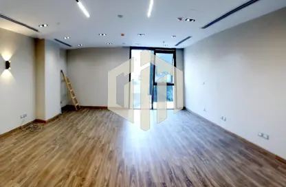 Office Space - 1 Bedroom - 1 Bathroom for rent in Hyde Park - New Cairo City - Cairo