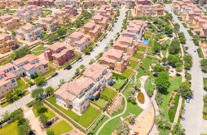 Townhouse - 4 - 4 for sale in Cluster 1 - Hyde Park - New Cairo City - Cairo