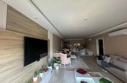Apartment - 2 Bedrooms - 3 Bathrooms for sale in October Plaza - 6 October Compounds - 6 October City - Giza Apartment - 2 Bedrooms - 3 Bathrooms for sale in October Plaza - 6 October Compounds - 6 October City - Giza