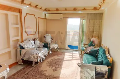 Apartment - 3 Bedrooms - 2 Bathrooms for rent in Camp Chezar - Hay Wasat - Alexandria