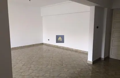 شقة - 2 غرف نوم - 2 حمامات للايجار في الشطر الثانى - زهراء المعادي - حي المعادي - القاهرة