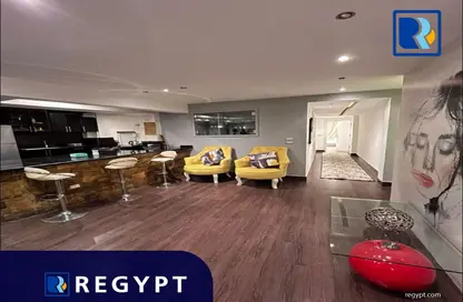 شقة - 2 غرف نوم - 1 حمام للايجار في شارع ابو الفدا - الزمالك - القاهرة