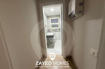 Apartment - 1 Bedroom - 2 Bathrooms for rent in New Giza - Cairo Alexandria Desert Road - 6 October City - Giza
