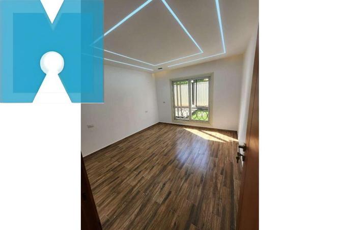 8611848 - Property Image 2