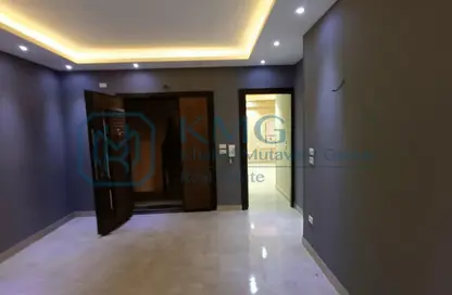 Apartment - 3 Bedrooms - 2 Bathrooms for sale in Street70 - District 2 - The 5th Settlement - New Cairo City - Cairo