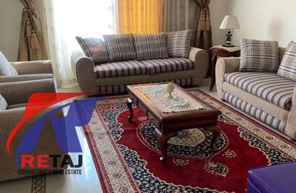 شقة - 3 - 2 للبيع في شارع ابن الرومي - الحديقة الدولية - الحي السابع - مدينة نصر - القاهرة