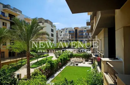 Apartment - 3 Bedrooms - 3 Bathrooms for sale in Eastown - 5th Settlement Compounds - The 5th Settlement - New Cairo City - Cairo