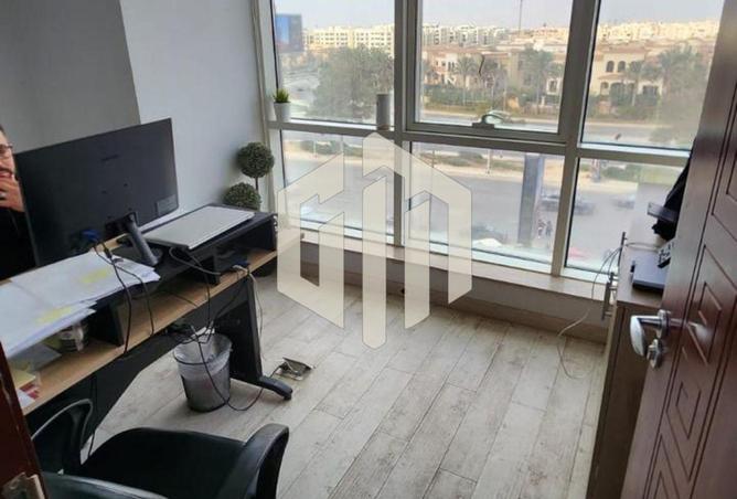 58243796 - Property Image 2