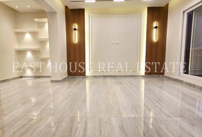 104040889 - Property Image 3