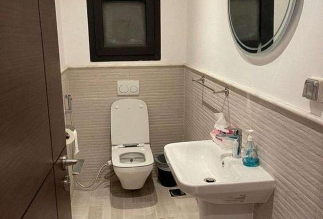 65154786 - Property Image 3