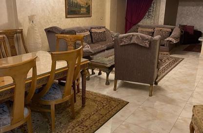 شقة - 2 - 2 للايجار في المهندسين - الجيزة
