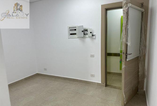 94100855 - Property Main Image