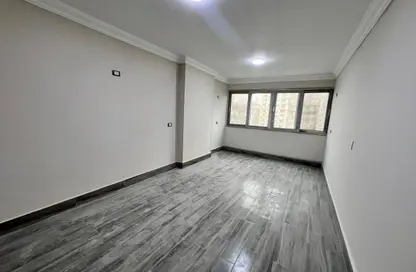 Office Space - 4 Bedrooms - 2 Bathrooms for rent in 26th Of July Corridor - Mohandessin - Giza