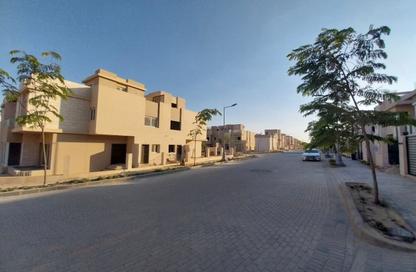 Villa - 4 - 4 for sale in Tawny Hyde Park - 6 October Compounds - 6 October City - Giza