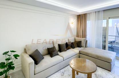 شقة - 3 غرف نوم - 2 حمامات للايجار في طريق الجيش - كامب شيزار - حي وسط - الاسكندرية