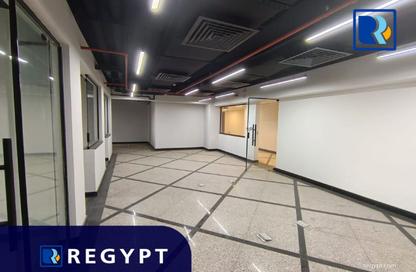 مساحات مكتبية - استوديو - 2 حمامات للايجار في تريفيوم سكوير - شارع التسعين الشمالي - التجمع الخامس - مدينة القاهرة الجديدة - القاهرة