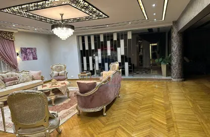 شقة - 3 غرف نوم - 3 حمامات للبيع في شارع دمشق - المهندسين - الجيزة شقة - 3 غرف نوم - 3 حمامات للبيع في شارع دمشق - المهندسين - الجيزة