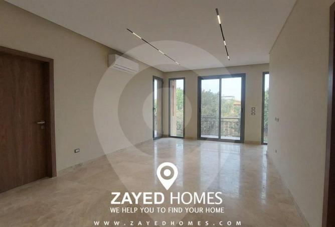 70101700 - Property Image 3