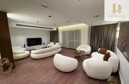 Villa - 4 Bedrooms - 5 Bathrooms for rent in Privado - Madinaty - Cairo