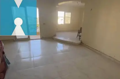 شقة - 3 غرف نوم - 2 حمامات للبيع في حدائق المهندسين - الحي الرابع - الشيخ زايد - الجيزة
