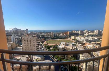 Apartment - 3 Bedrooms - 3 Bathrooms for sale in Azarita - Hay Wasat - Alexandria