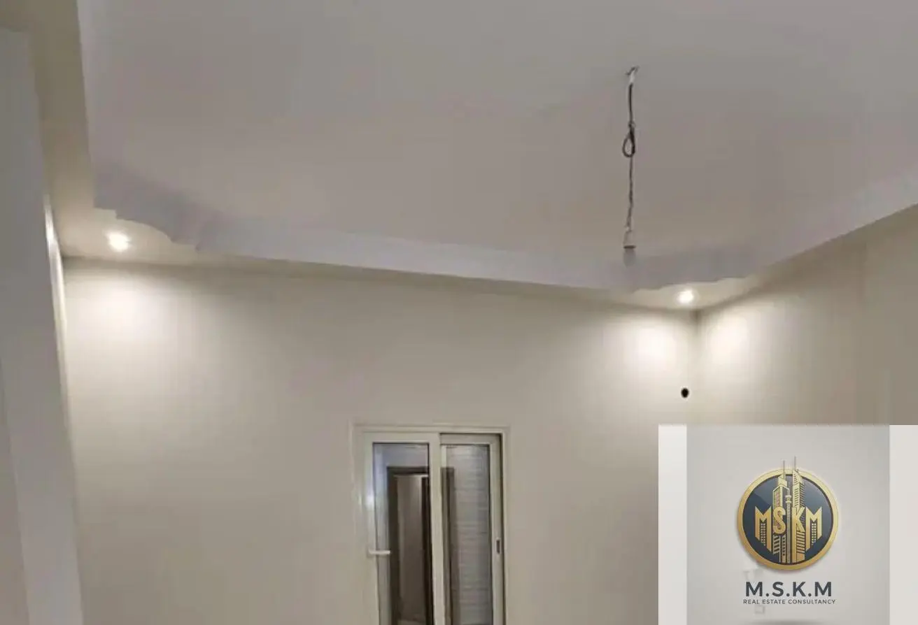 102912245 - Property Main Image