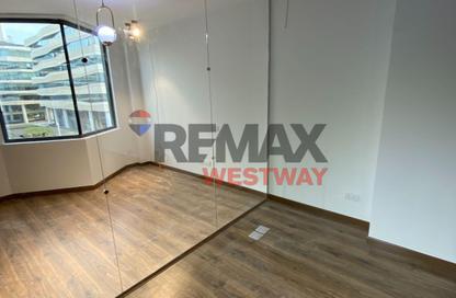 Office Space - 4 Bedrooms - 1 Bathroom for rent in Arkan Plaza - 26th of July Corridor - Sheikh Zayed City - Giza