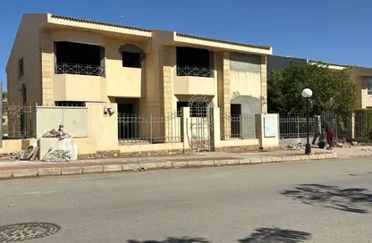 Villa - 7+ Bedrooms - 5 Bathrooms for sale in Al  Rabwa - Sheikh Zayed Compounds - Sheikh Zayed City - Giza