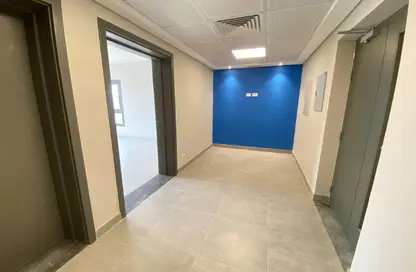 Clinic - 2 Bedrooms - 1 Bathroom for rent in New Giza - Cairo Alexandria Desert Road - 6 October City - Giza