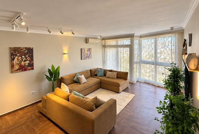 106852663 - Property Main Image