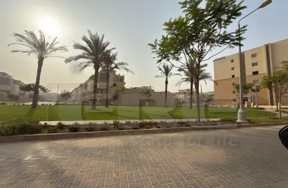 Apartment - 3 Bedrooms - 3 Bathrooms for sale in Sarai - Mostakbal City Compounds - Mostakbal City - Future City - Cairo