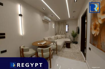 Apartment - 2 - 1 for rent in Mohamed Mazhar St. - Zamalek - Cairo