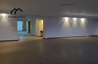 Office Space - 4 Bedrooms - 4 Bathrooms for rent in Salah Salem St. - Roxy - Heliopolis - Masr El Gedida - Cairo