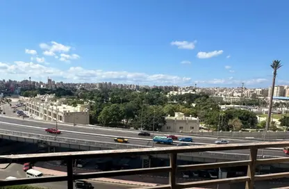 شقة - 3 غرف نوم - 3 حمامات للبيع في فالوري انطونيادس - سموحة - حي شرق - الاسكندرية