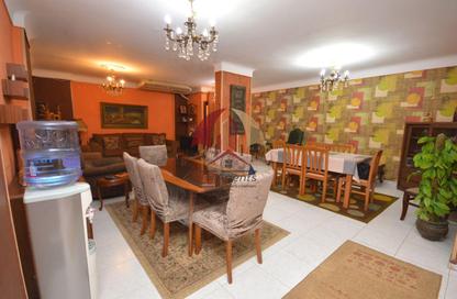 Apartment - 3 Bedrooms - 2 Bathrooms for sale in Mahmoud Al Essawy St. - Miami - Hay Awal El Montazah - Alexandria