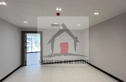 عيادة - 2 غرف نوم - 1 حمام للايجار في سنترال افينيو - الحي الثاني - الشيخ زايد - الجيزة