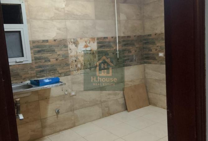 62405555 - Property Main Image