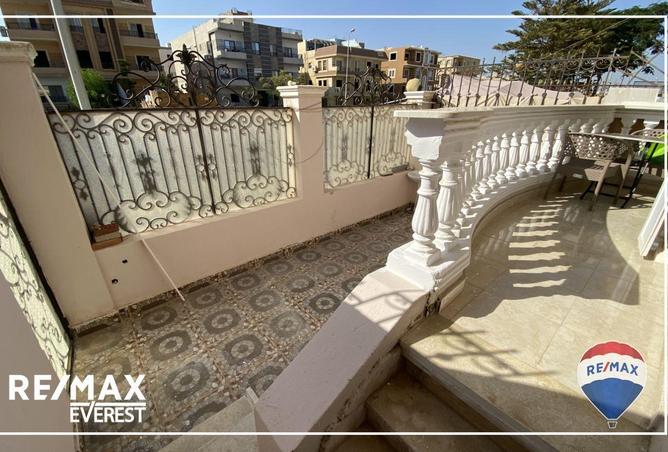 8571996 - Property Image 2