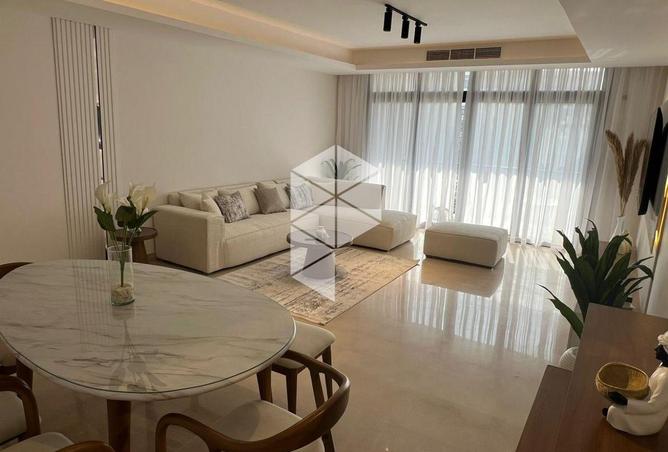 102066694 - Property Image 2