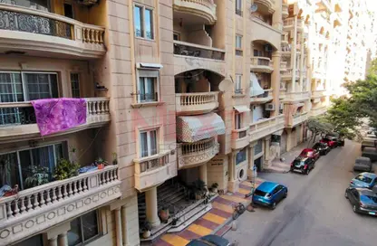 شقة - 3 غرف نوم - 3 حمامات للبيع في شارع كمال الدين صلاح - سموحة - حي شرق - الاسكندرية